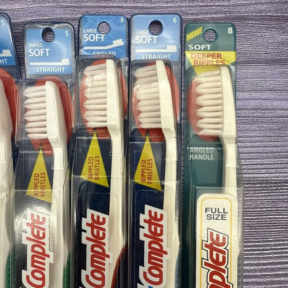 LOT 5 Crest 1992 93 Complete Straight Angle Soft Toothbrush Large/Small Rippled